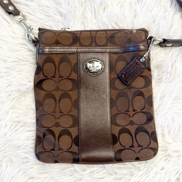 VINTAGE COACH Signature Logo Crossbody purse bag brown leather canvas - Picture 2 of 8